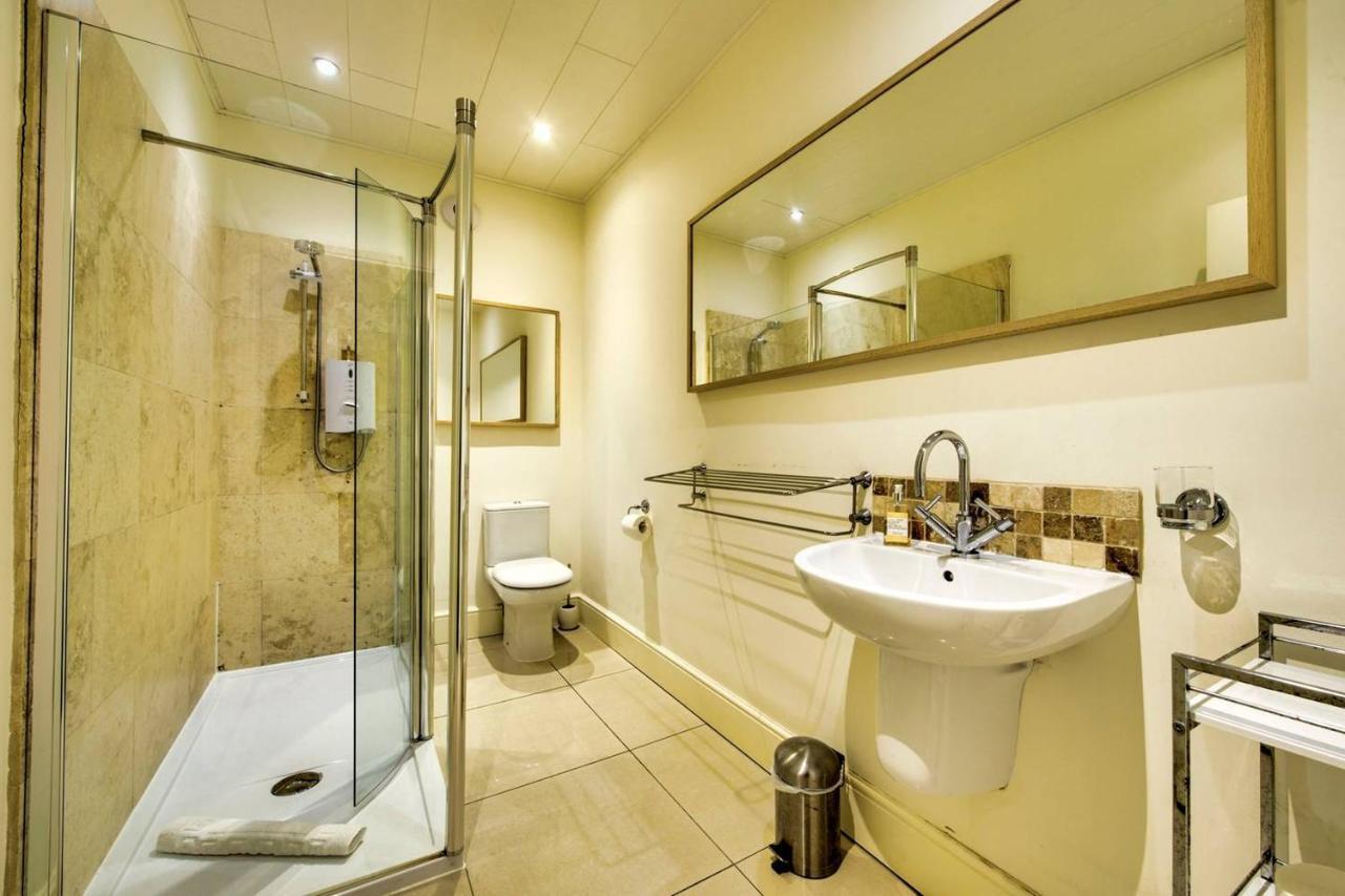 Joivy Bright 1 Bed Flat, Close To Princess Street Edinburgh Luaran gambar